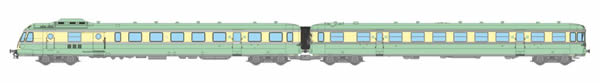 REE Modeles NW-133 - RGP 1 green, with Kitchen Era III X-2737 + Car XR-7732 BATIGNOLLES